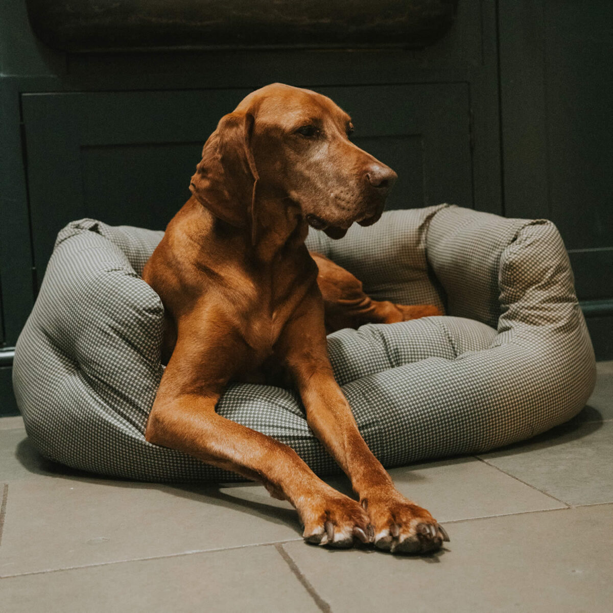 Vintage Dogstooth Deluxe Slumber Bed - Image 5