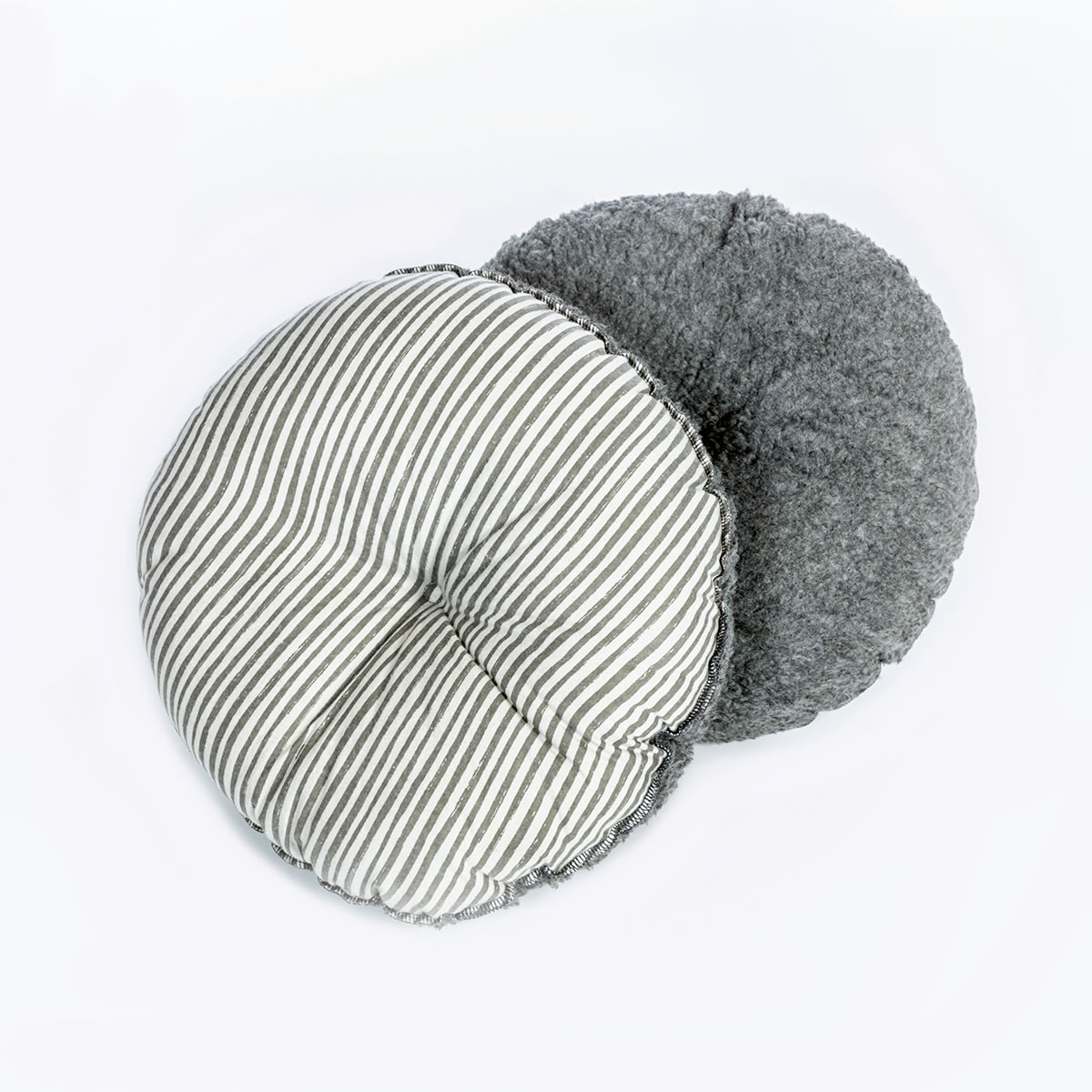 Battersea Snuggly Stripes Cat Cosy Bed - Image 3