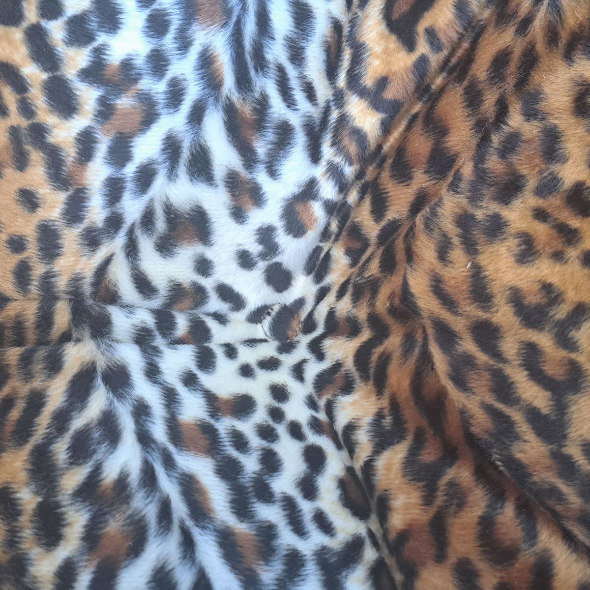 Luxe Cheetah Quilted Mattress - Image 3