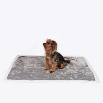 Danish Essentials Fur Blanket Silver