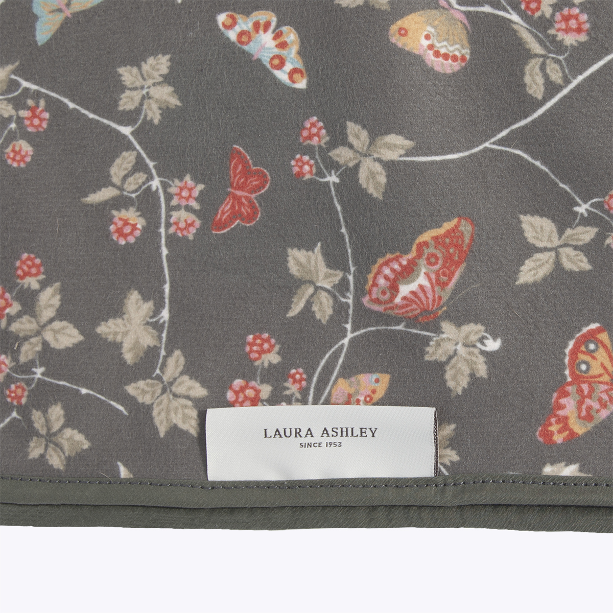 Laura Ashley Moulton Bramble Blanket - Image 3